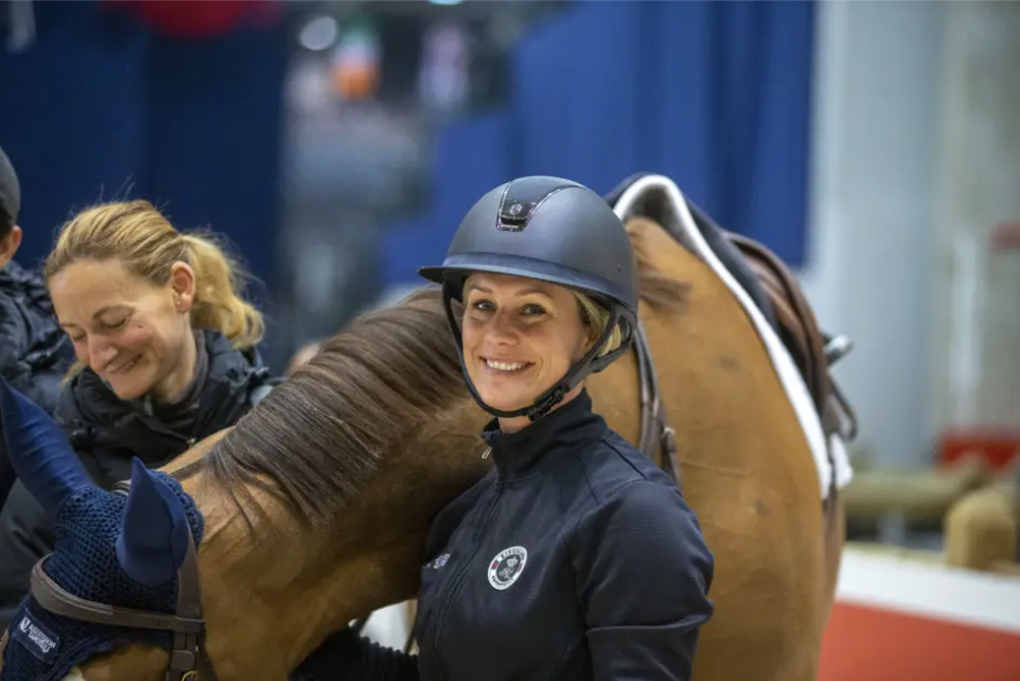 Två välkända namn klara till hoppclinic med Angelica Augustsson Zanotelli